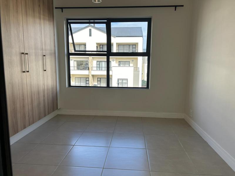 To Let 1 Bedroom Property for Rent in Sandown Western Cape